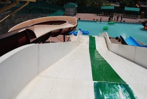 Joyland Waterpark And Resort デヘラードゥーン エクステリア 写真