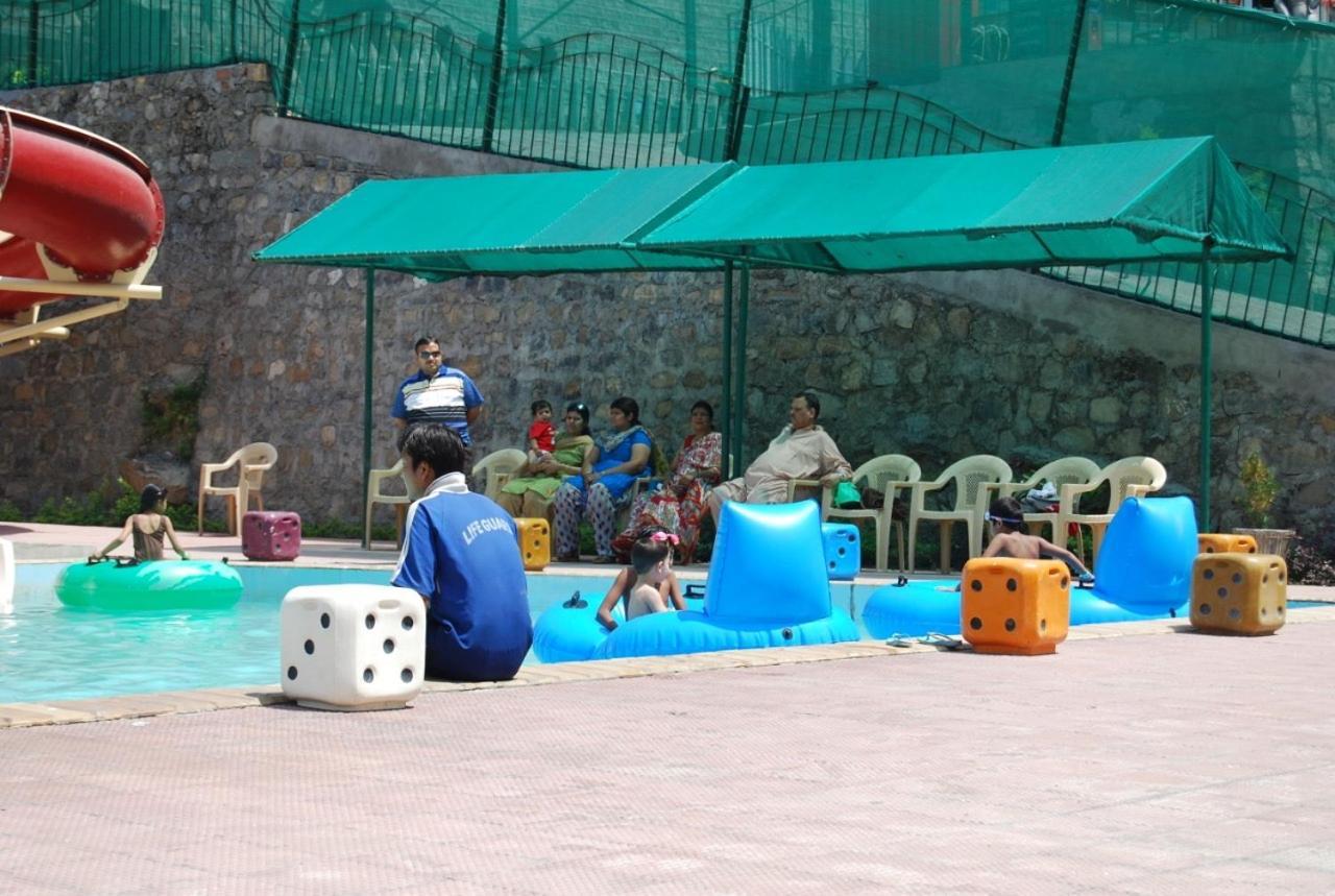 Joyland Waterpark And Resort デヘラードゥーン エクステリア 写真